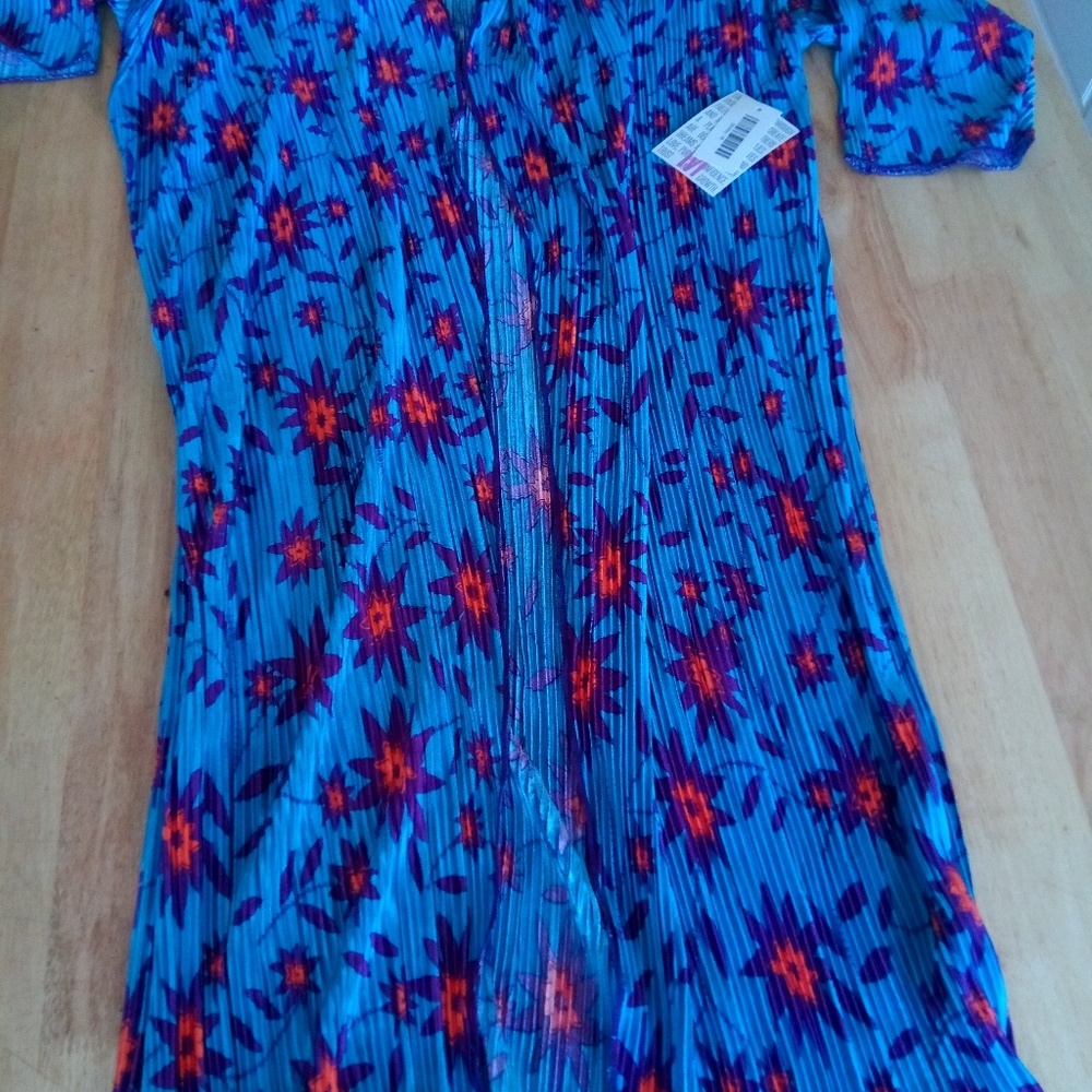 Lularoe shirly